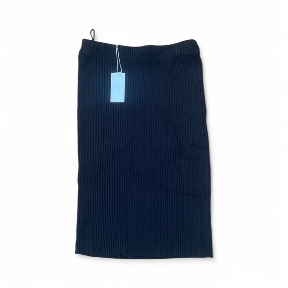 NWT Vince Elegant Black Ribbed Skirt Sz S/P - Picture 2 of 7